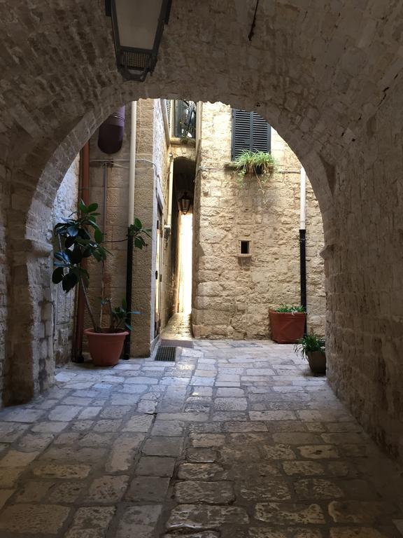 דירות ג'ובינאצו Casa Torre Di Mactheus Petraro חדר תמונה