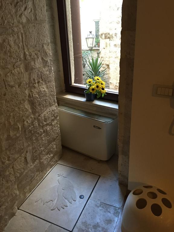 דירות ג'ובינאצו Casa Torre Di Mactheus Petraro מראה חיצוני תמונה