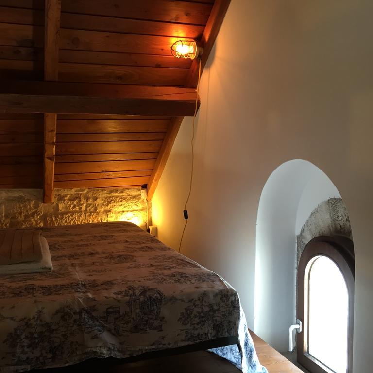 דירות ג'ובינאצו Casa Torre Di Mactheus Petraro מראה חיצוני תמונה